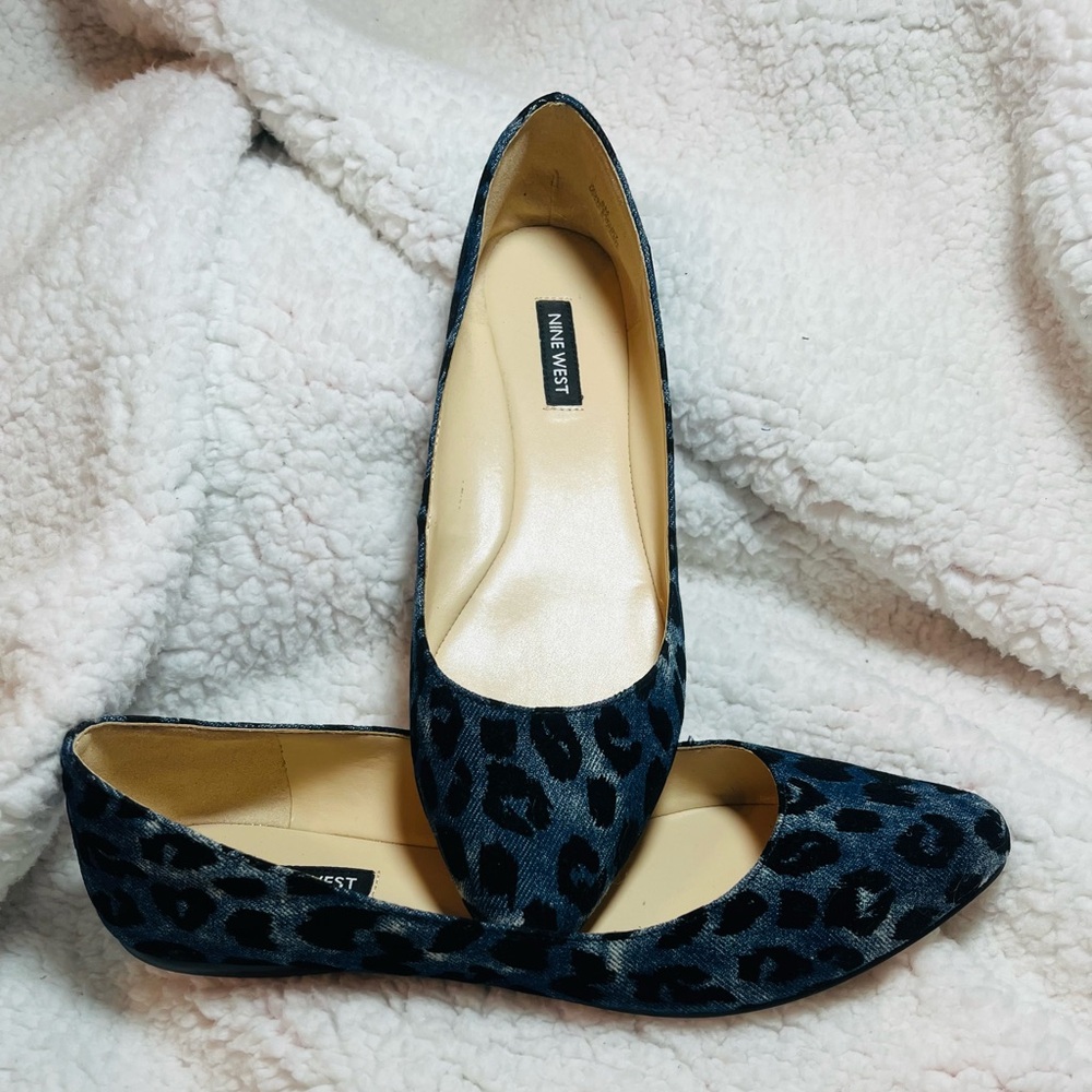 Pre-Owned Nine West Leopard Print Ballet Flats